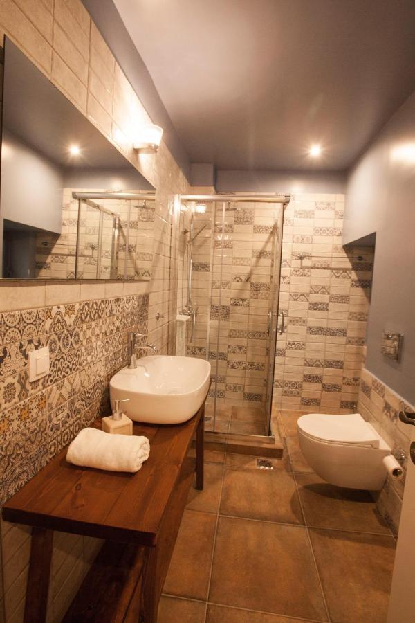 Bentzi...Boutique Apartment 6, Superior Suite For 4 Guests Athene Buitenkant foto