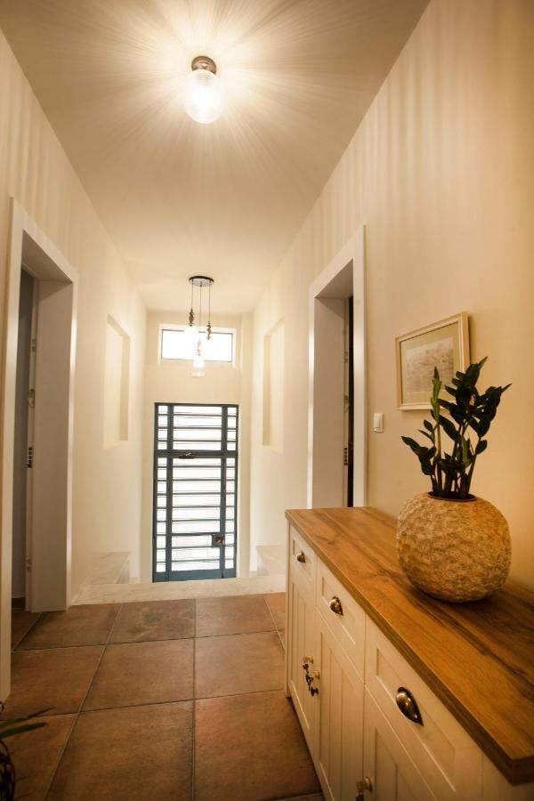 Bentzi...Boutique Apartment 6, Superior Suite For 4 Guests Athene Buitenkant foto